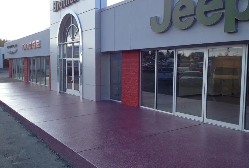 commercial concrete sidewalk