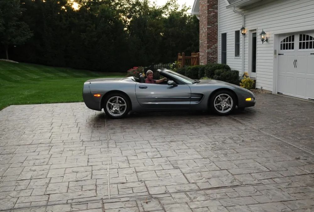 decorative concrete driveway